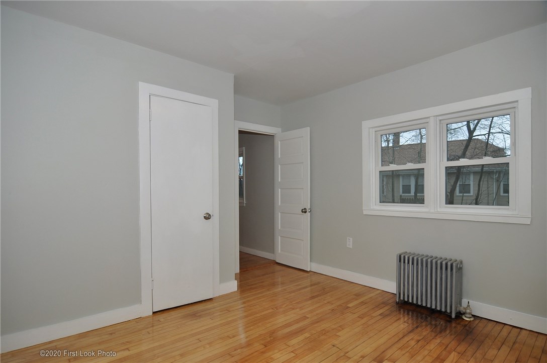 89 Summit Street Woonsocket, RI 02895 - Photo 17 of 40