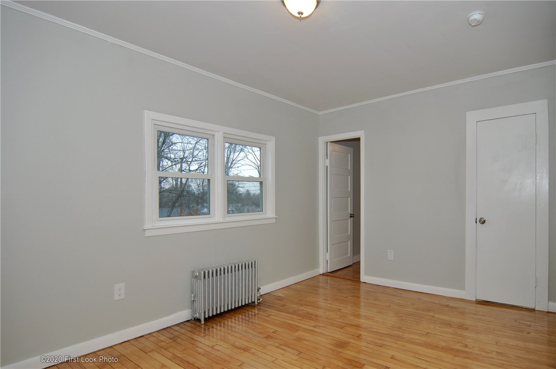 89 Summit Street Woonsocket, RI 02895 - Photo 19 of 40