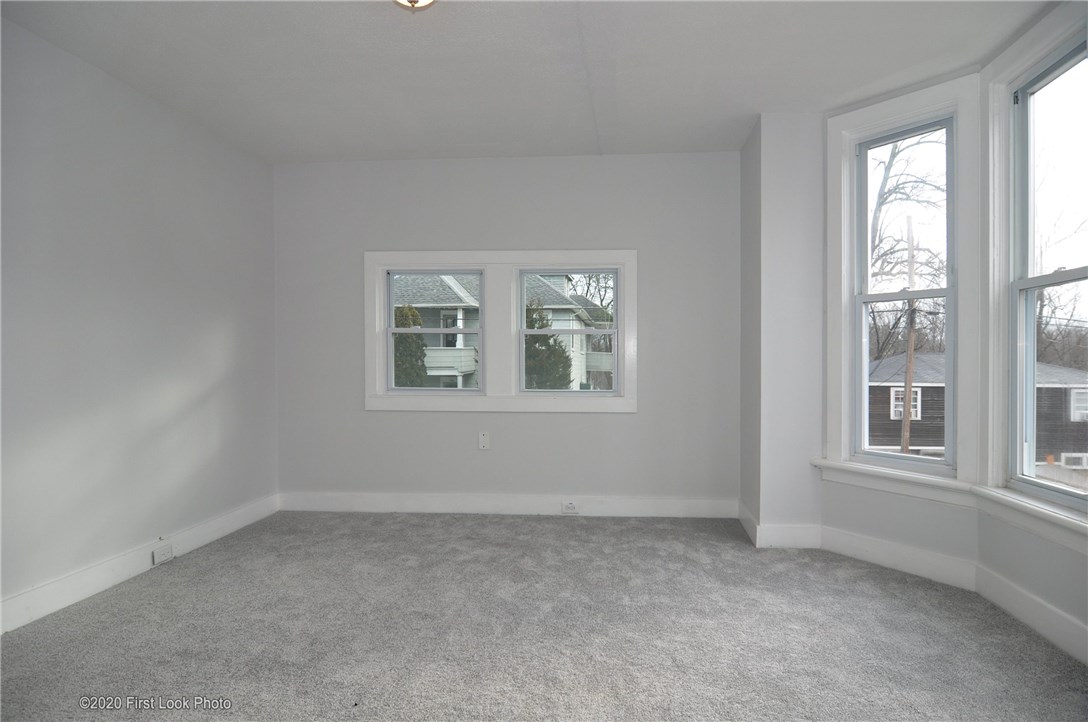 89 Summit Street Woonsocket, RI 02895 - Photo 21 of 40