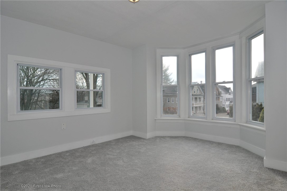 89 Summit Street Woonsocket, RI 02895 - Photo 22 of 40