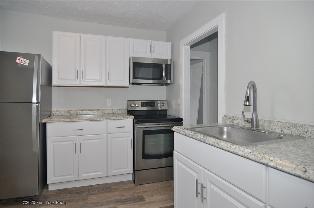 89 Summit Street Woonsocket, RI 02895 - Photo 26 of 40