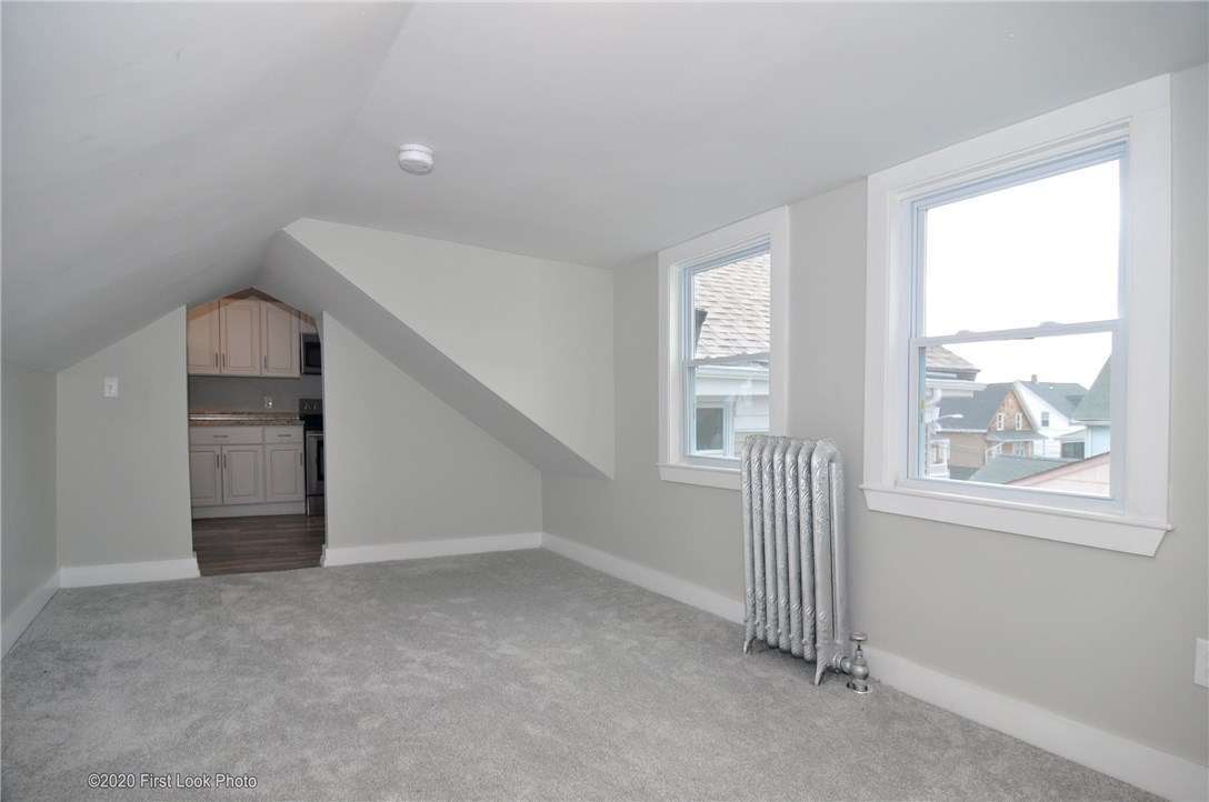 89 Summit Street Woonsocket, RI 02895 - Photo 31 of 40