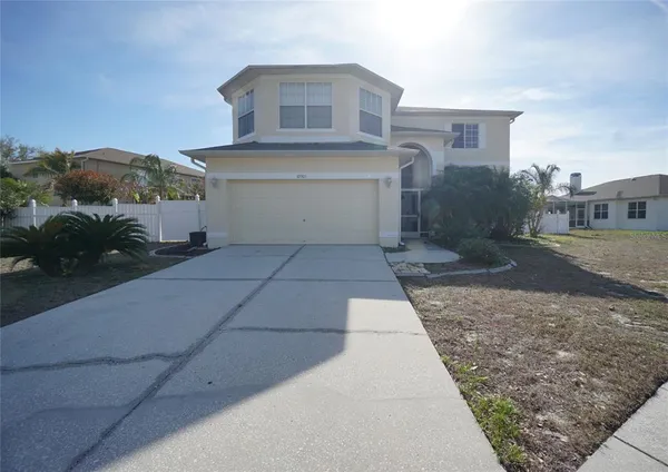 $2,800 | 10905 Capstan Lake Drive, Riverview, FL 33579