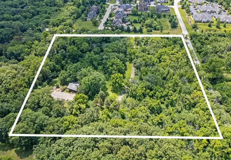 $1,347,000 | 16W340 97th Street, Burr Ridge, IL 60527