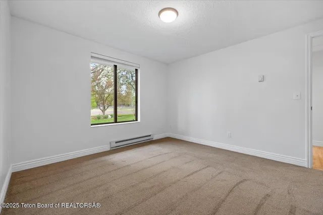 $1,895,000 | 1160 West Brangus Drive, Jackson, WY 83001