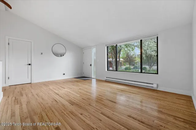 $1,895,000 | 1160 West Brangus Drive, Jackson, WY 83001