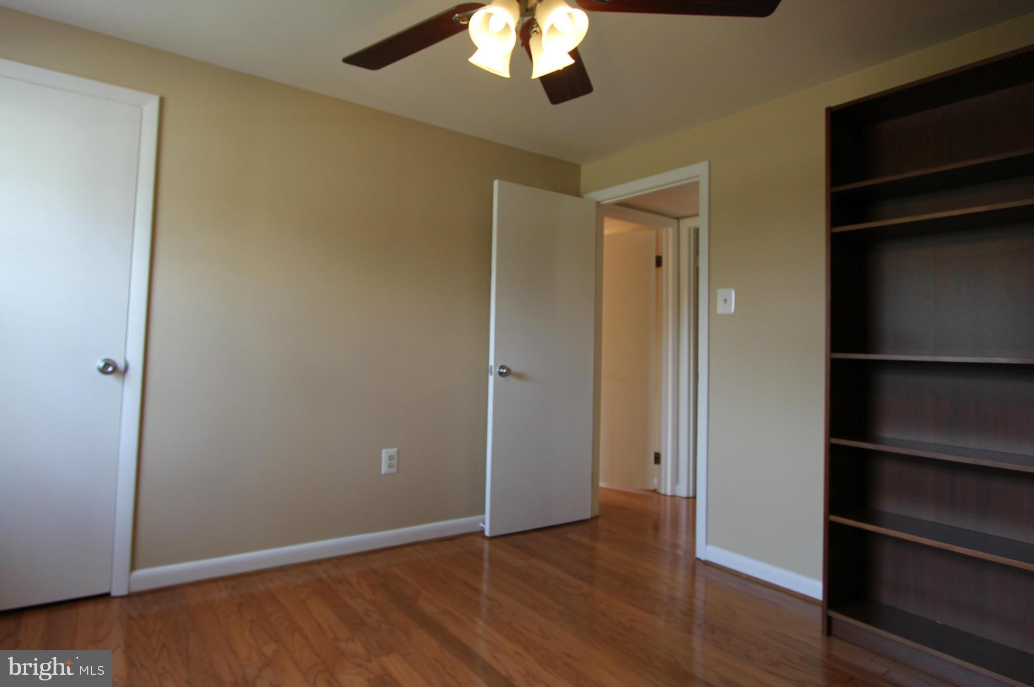 4900 Kaye Road Woodbridge, VA 22193 - Photo 25 of 30 Bedroom 4 w/ hardwoods