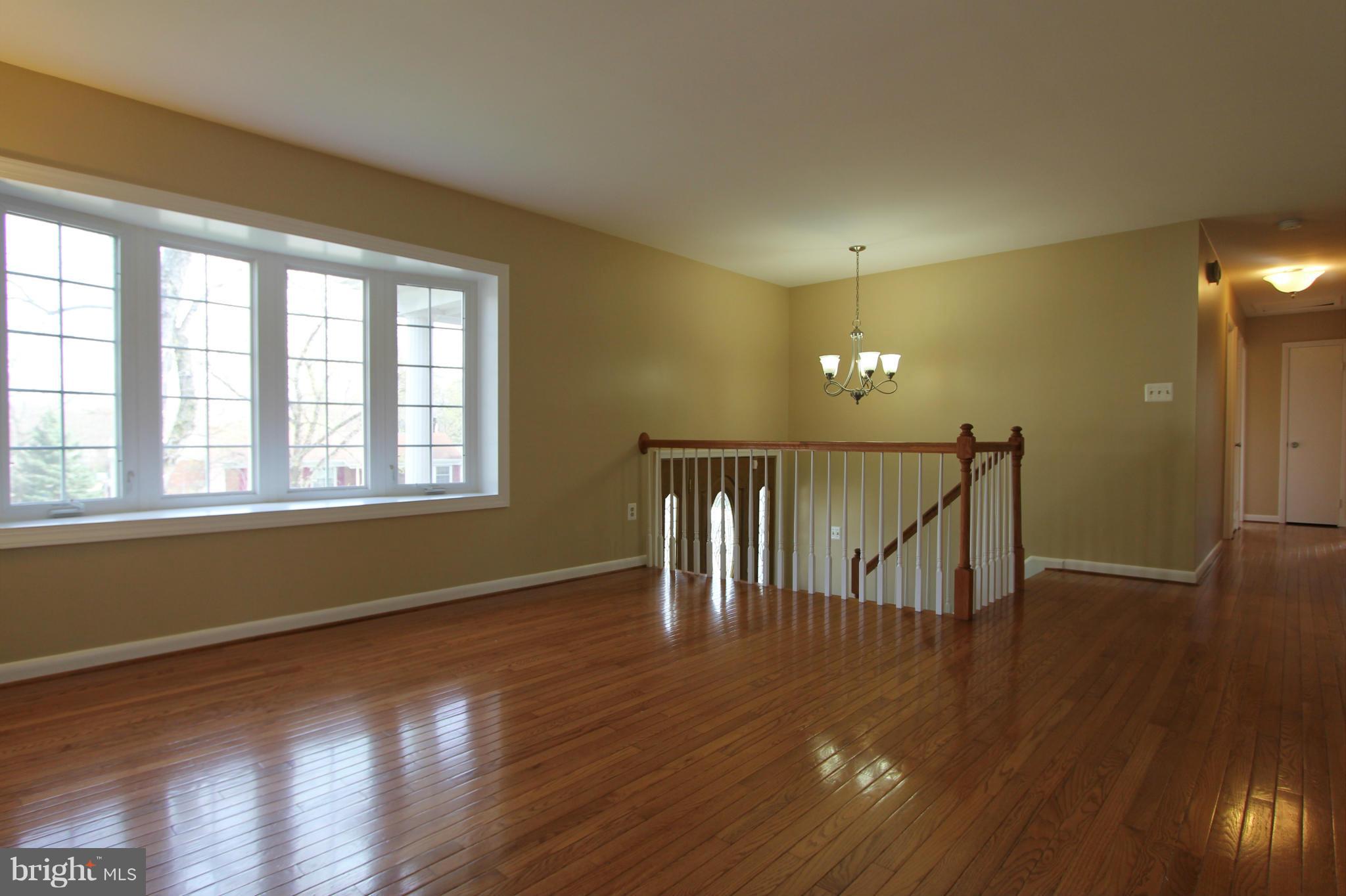 4900 Kaye Road Woodbridge, VA 22193 - Photo 9 of 30 NO baseboard heaters throughout the house
