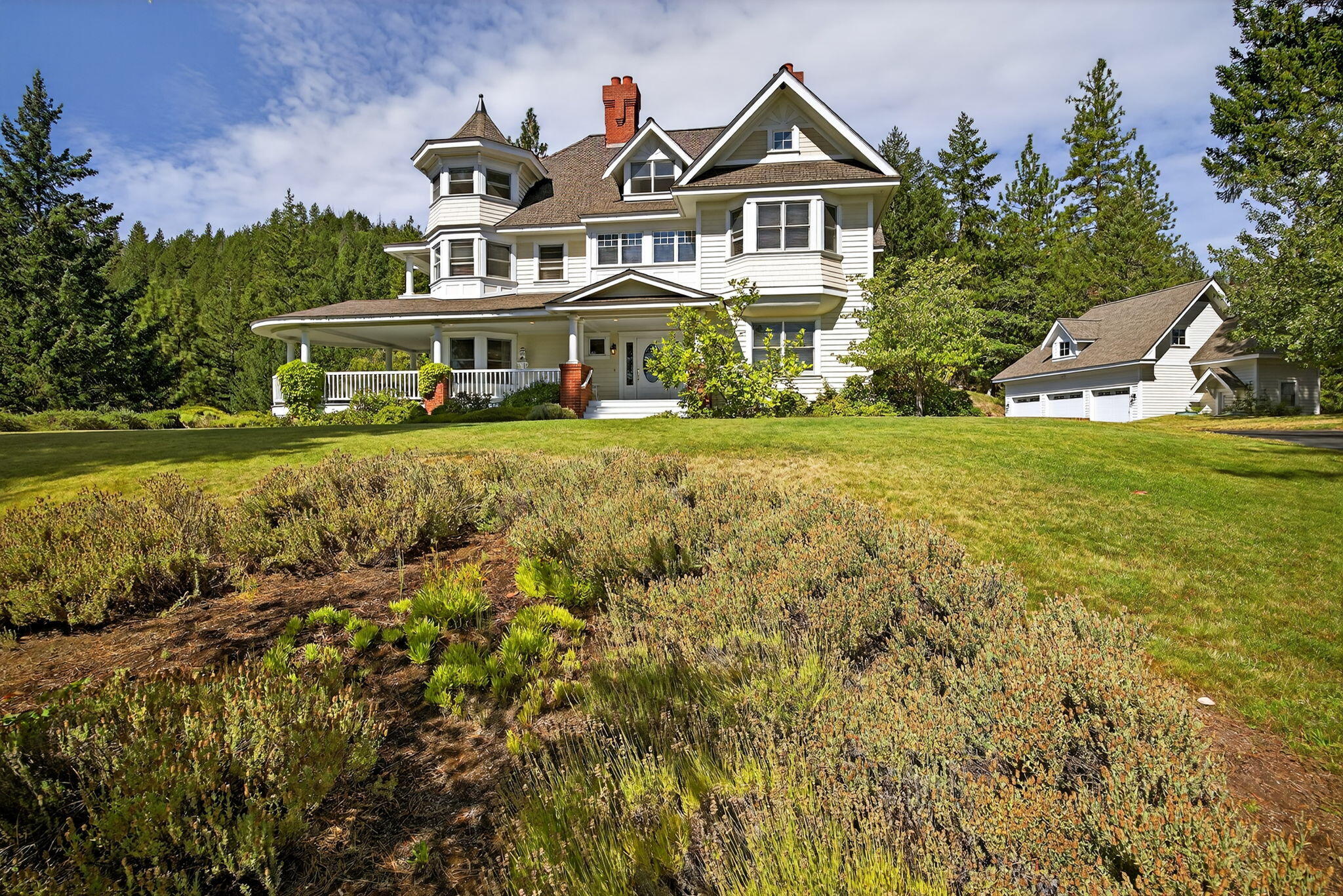 2405 Johns Peak Road Central Point, OR 97502 - Photo 96 of 112 ApxJP00016