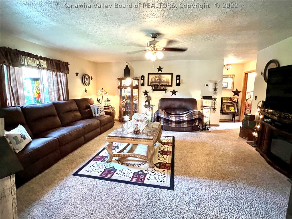 6048 Ripley Road Point Pleasant, WV 25550 - Photo 15 of 45 Gallery Image 15