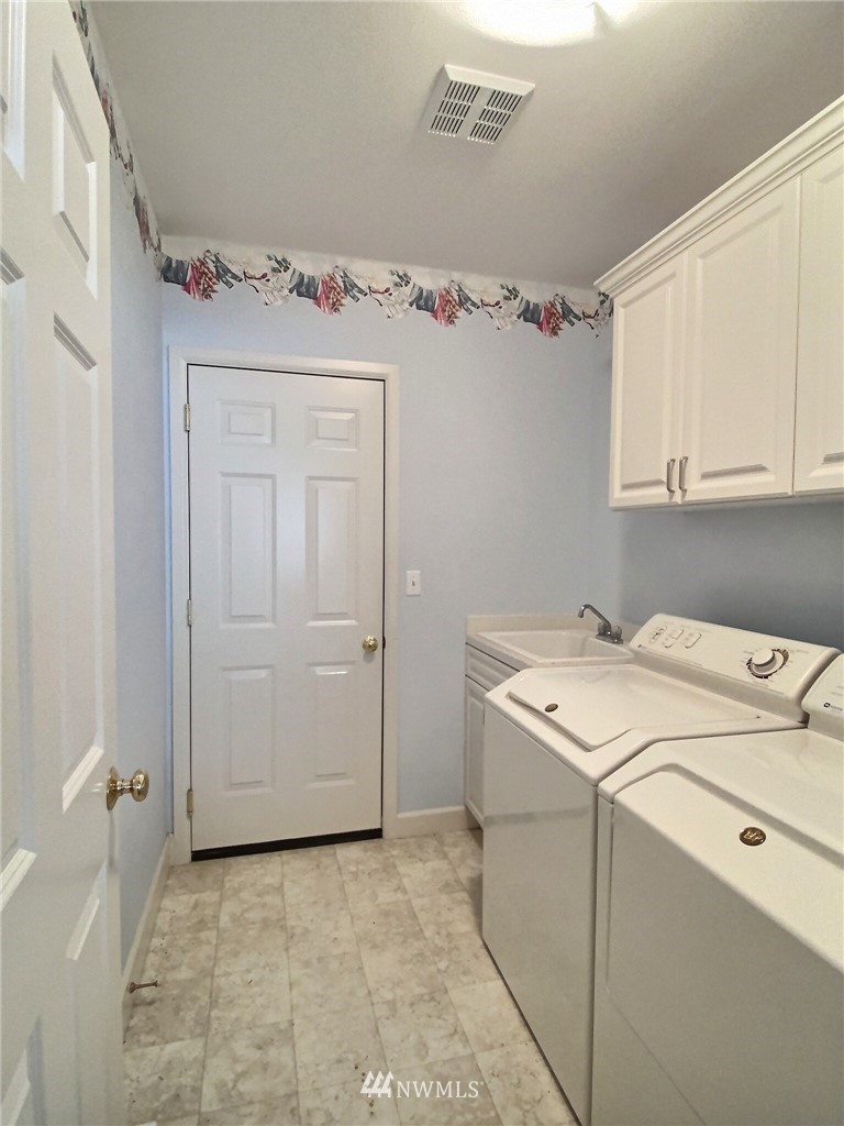 20909 37th Avenue Southeast Bothell, WA 98021 - Photo 14 of 20