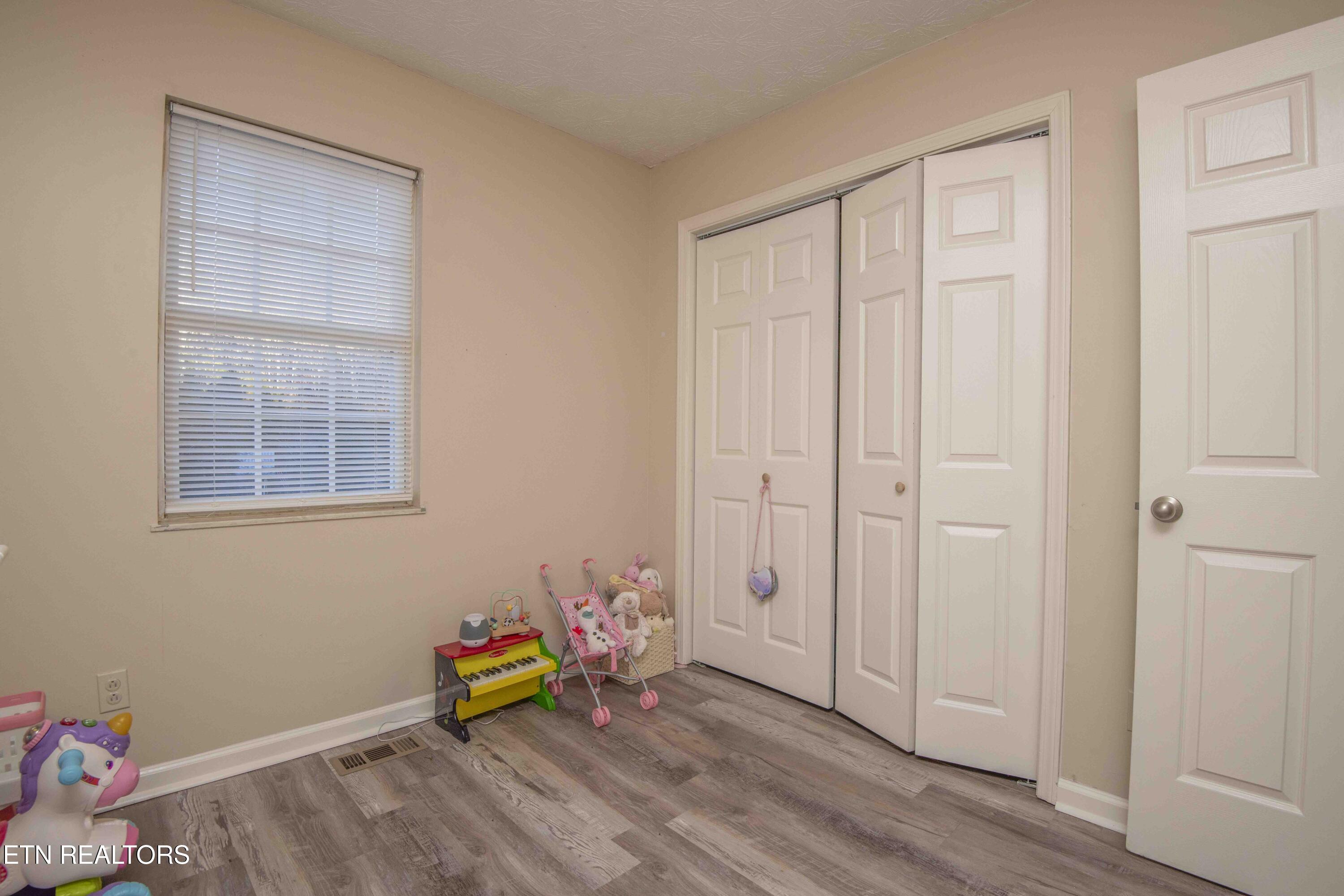 3188 Laws Chapel Road Maryville, TN 37803 - Photo 17 of 30 third bed 1_1