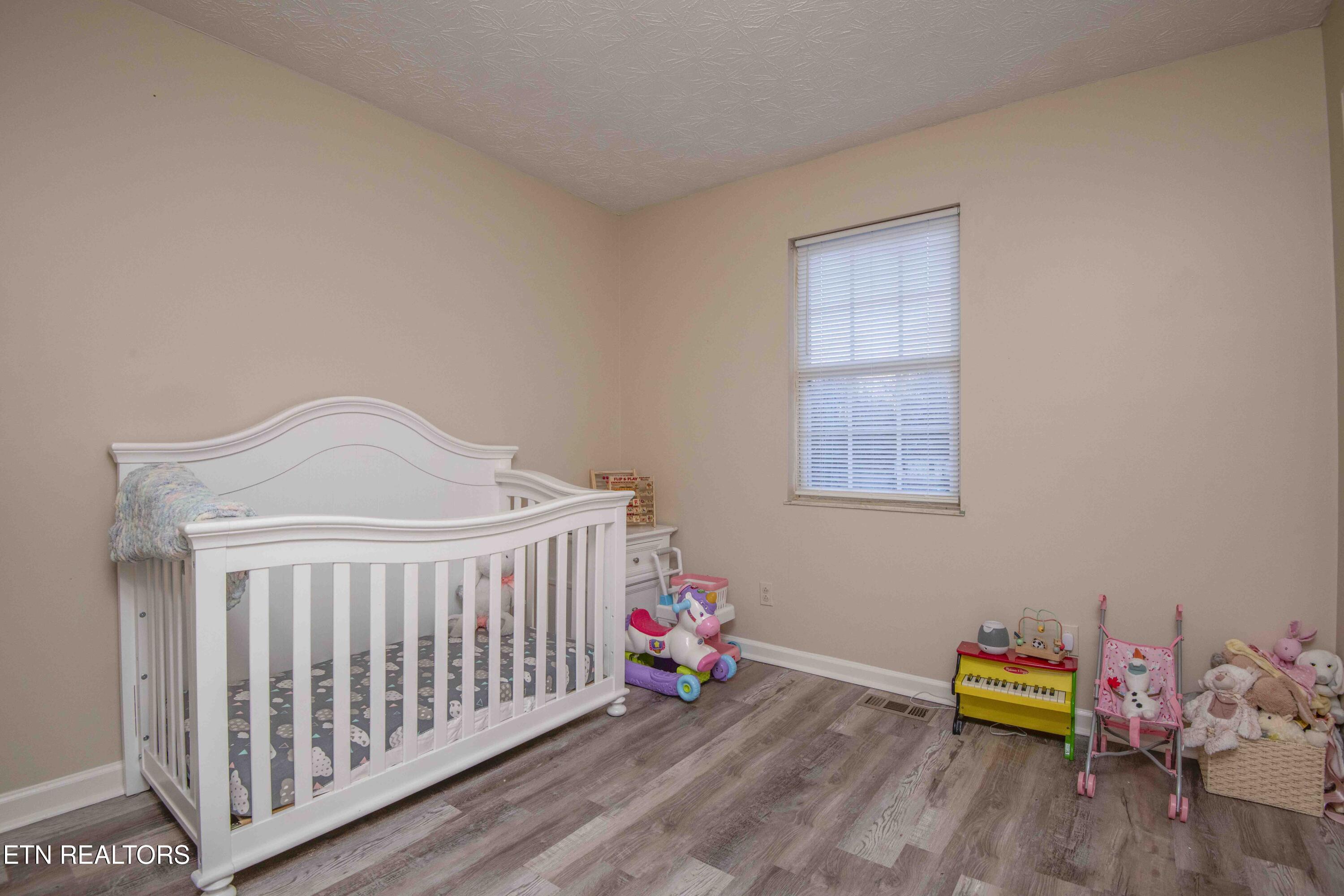 3188 Laws Chapel Road Maryville, TN 37803 - Photo 19 of 30 third bed_1