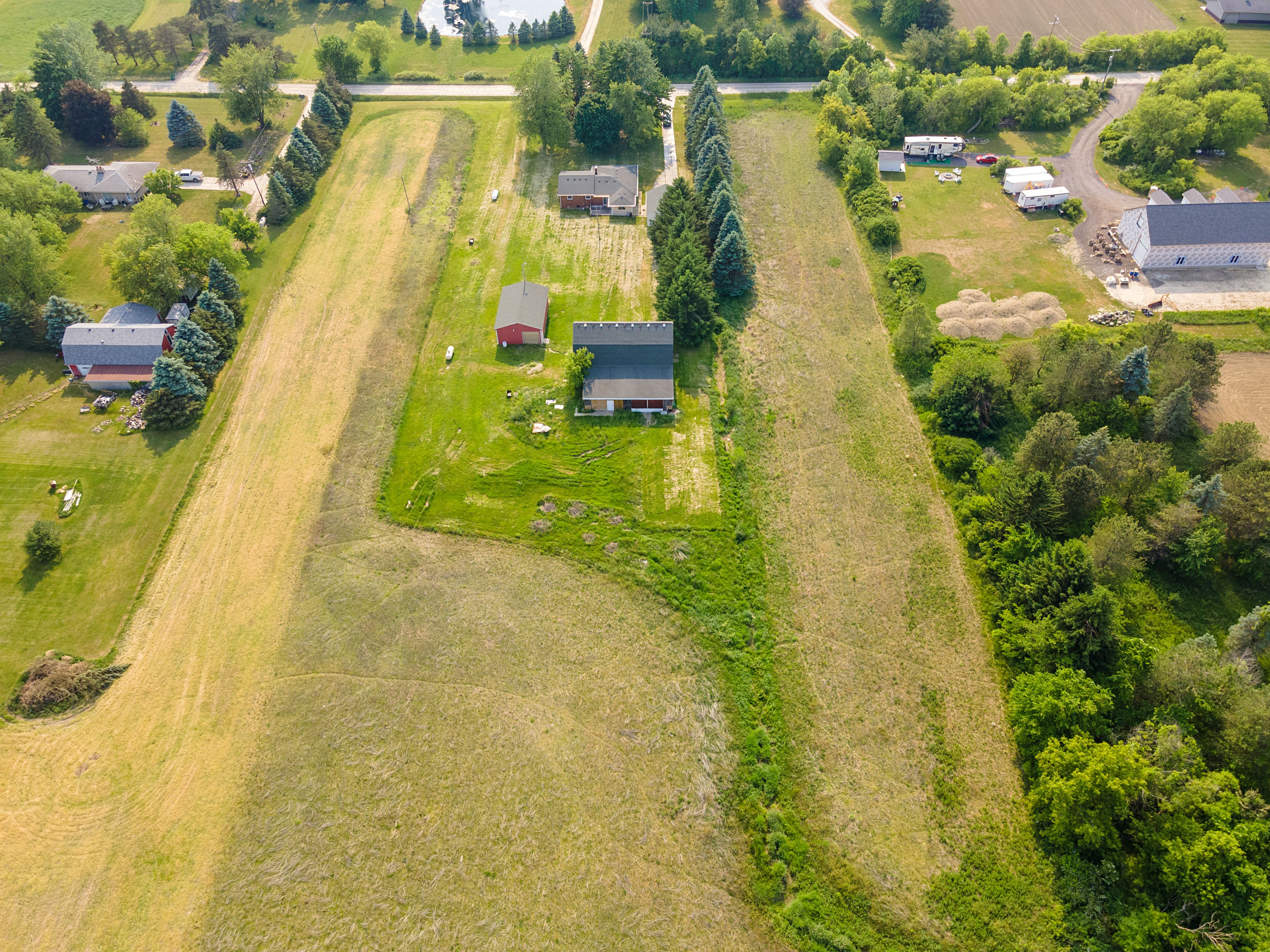 408 Howell Road Allenton, MI 48002 - Photo 6 of 46