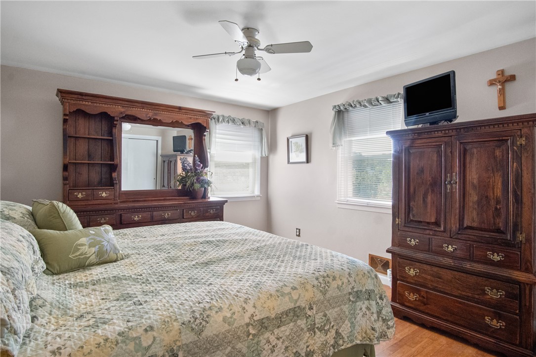 144 Douglas Road Warwick, RI 02886 - Photo 15 of 25