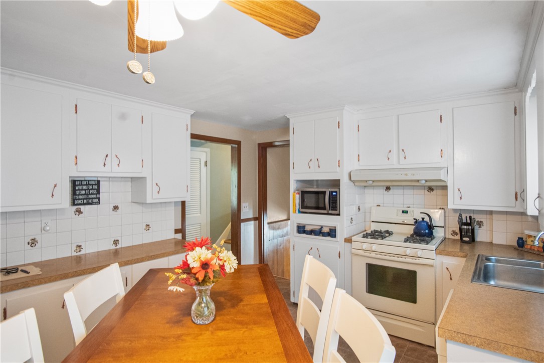 144 Douglas Road Warwick, RI 02886 - Photo 7 of 25