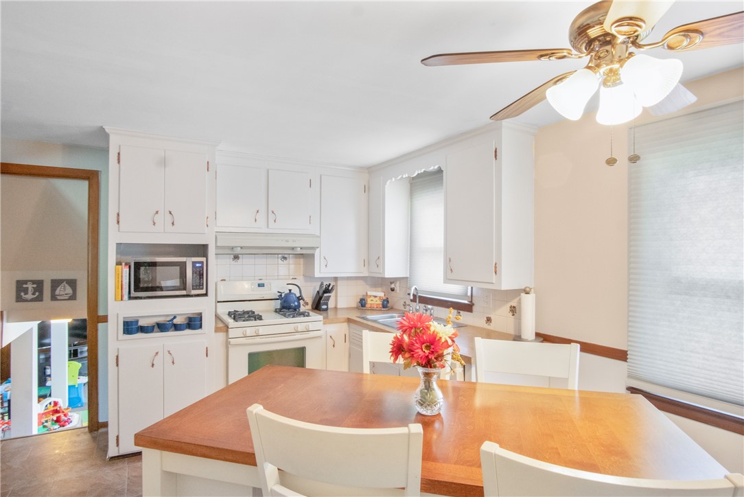 144 Douglas Road Warwick, RI 02886 - Photo 9 of 25