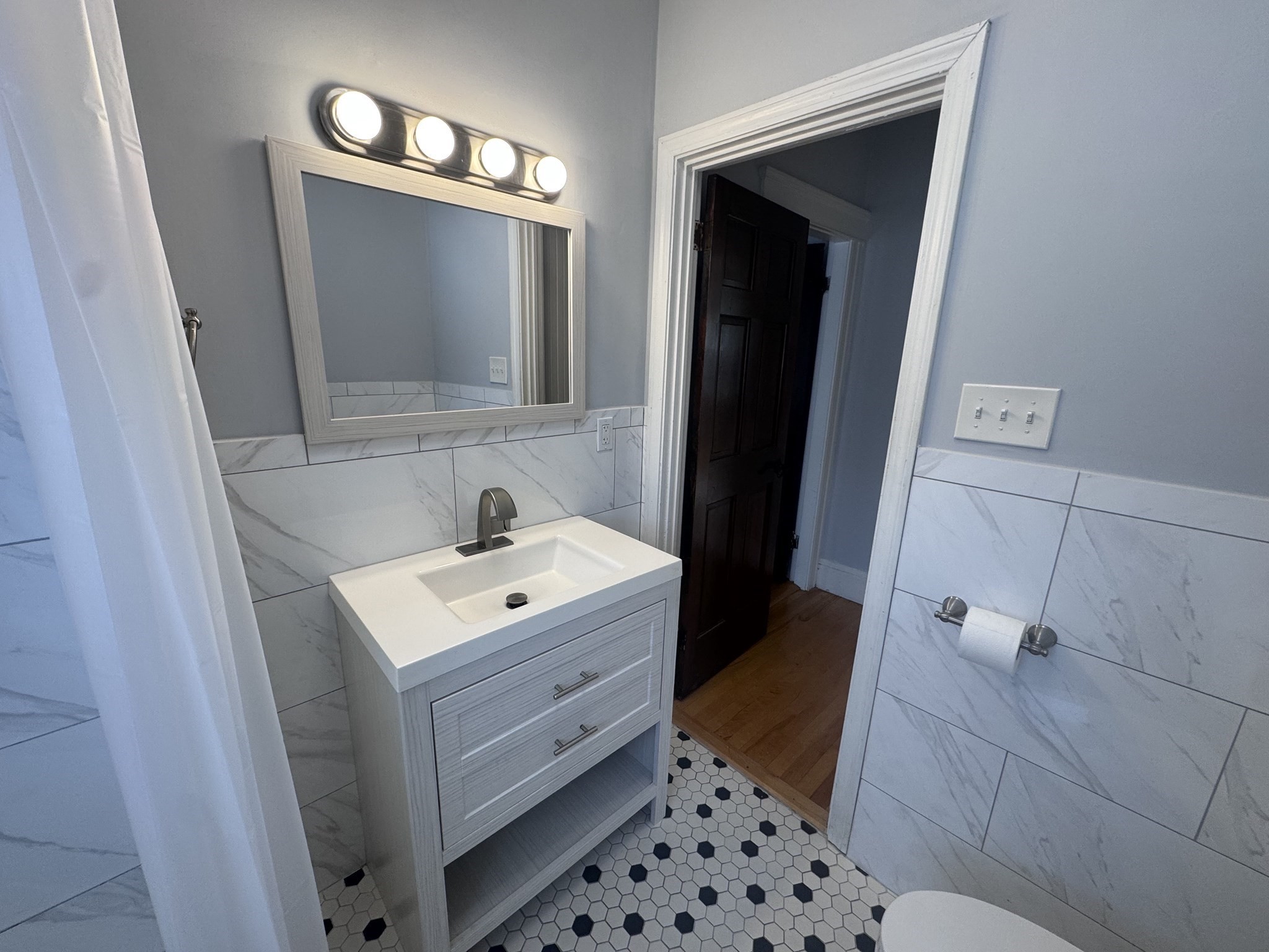 398 Lovell Street, Unit 2 Worcester, MA 01602 - Photo 33 of 35 Gallery Image 33