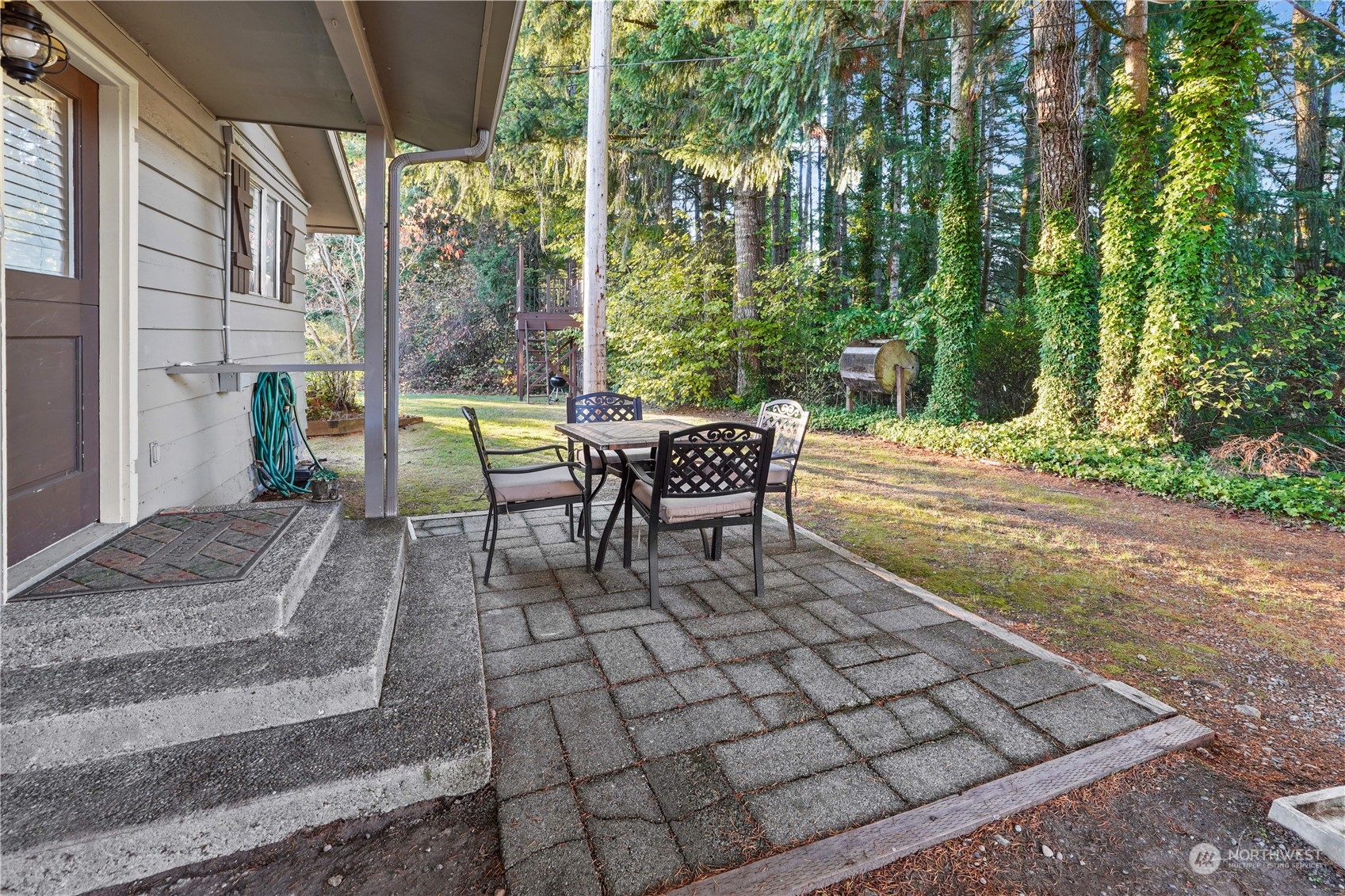 507 Kaiser Road Northwest Olympia, WA 98502 - Photo 7 of 35 Gallery Image 7