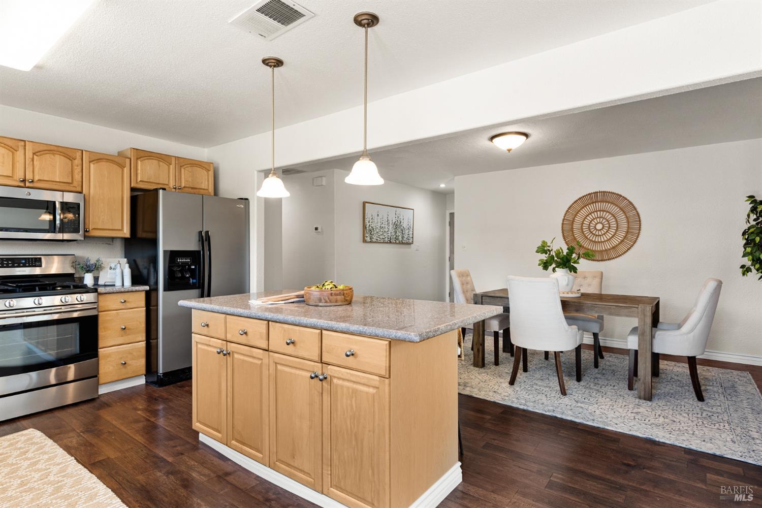 4414 Vine Street Santa Rosa, CA 95409 - Photo 10 of 38