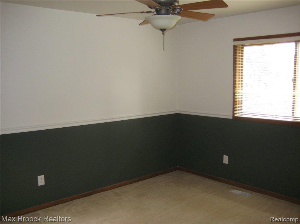1748 Jason Circle Rochester, MI 48306 - Photo 9 of 12 jason circle009