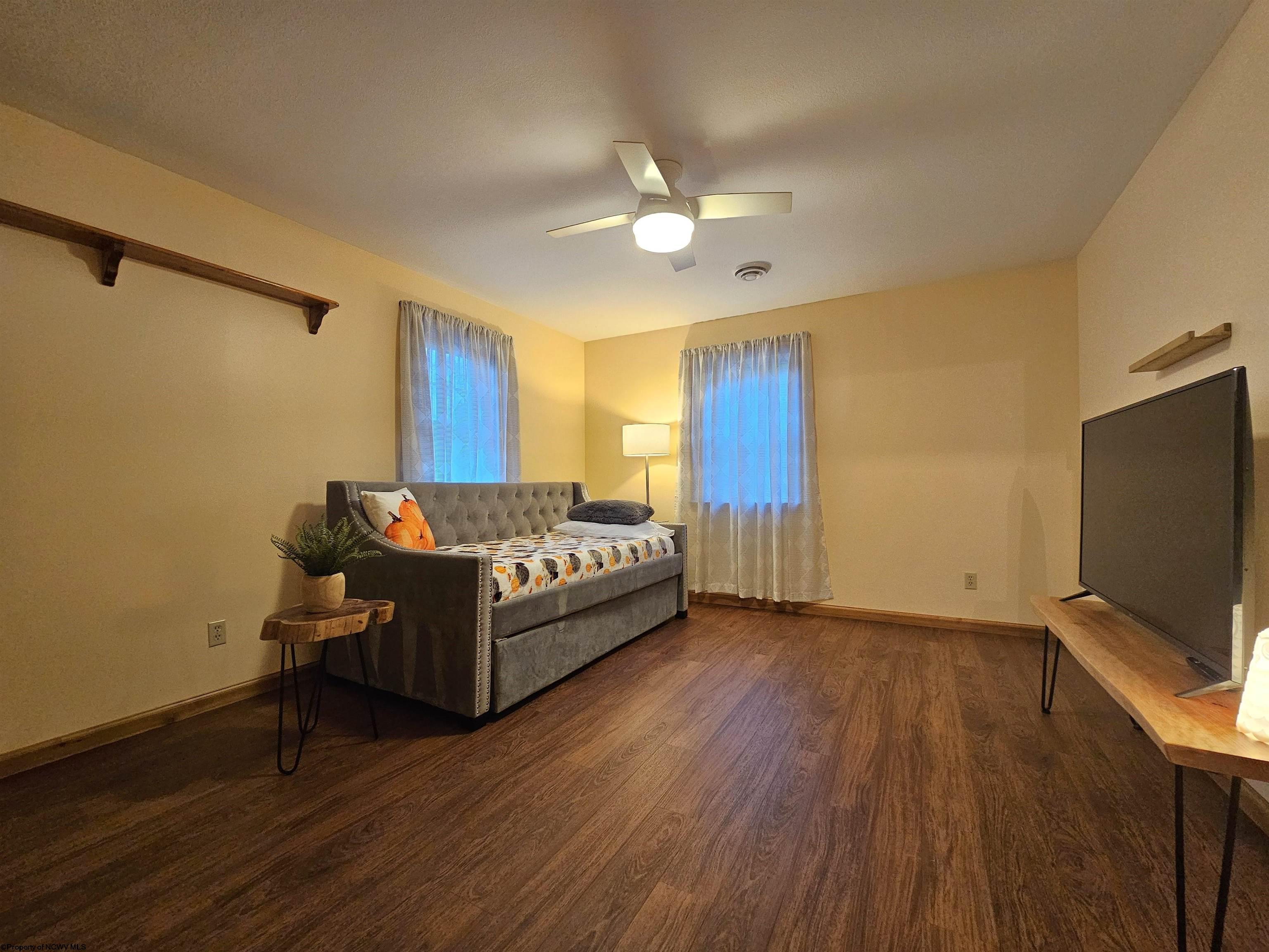 296 East Grafton Road Fairmont, WV 26554 - Photo 30 of 50 Gallery Image 30