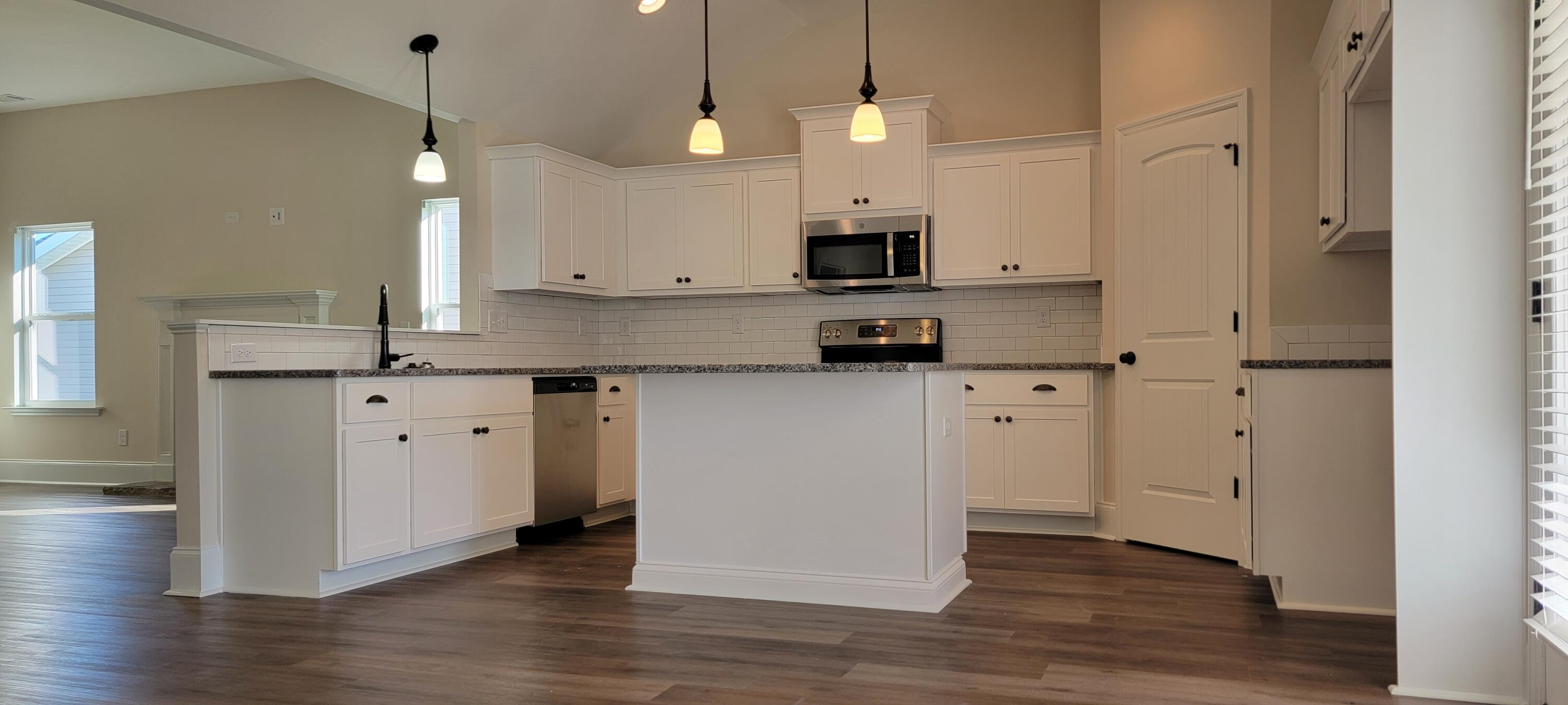 178 Dublin Loop Grovetown, GA 30813 - Photo 4 of 12 20230123_094725