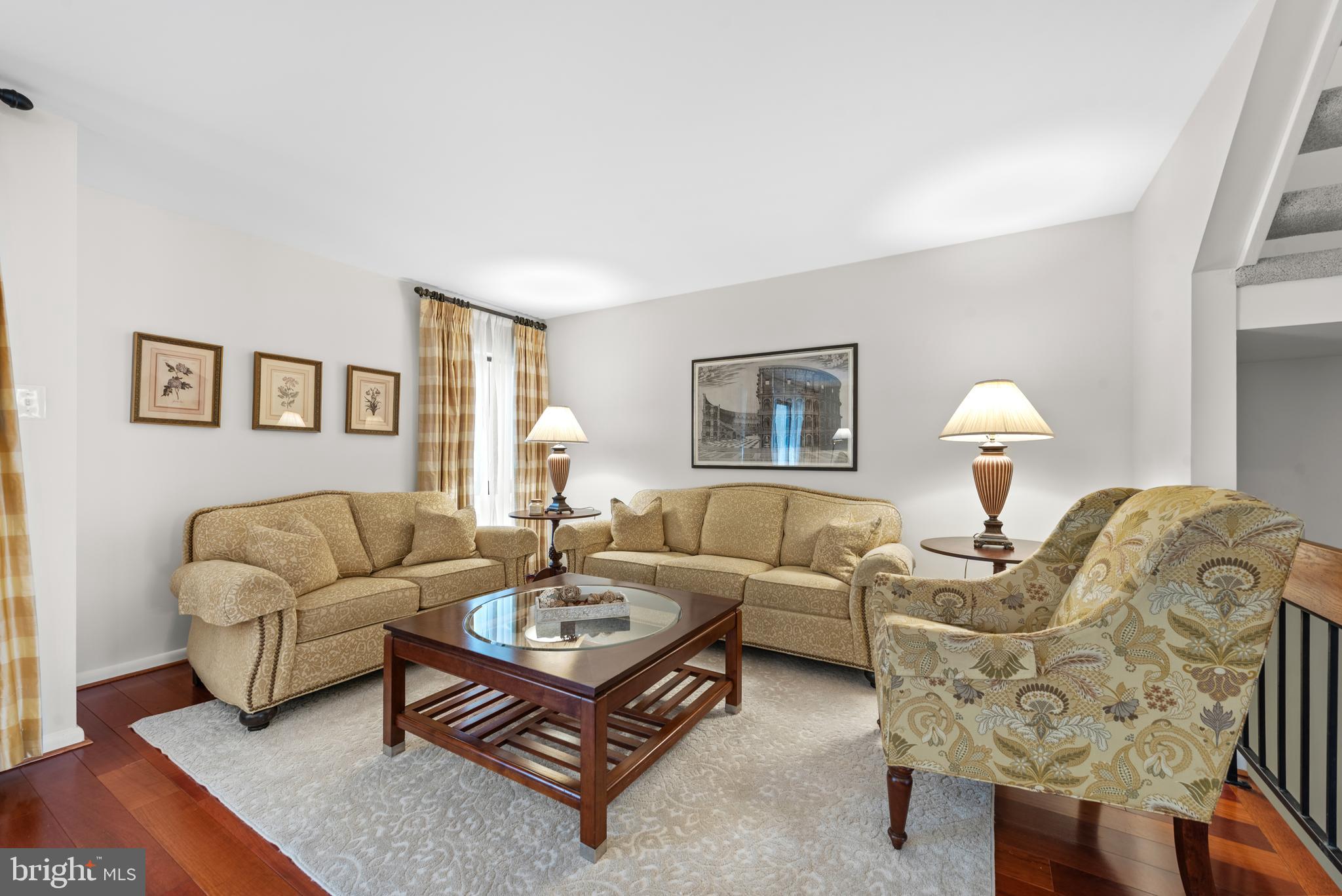 11711 Newbridge Court Reston, VA 20191 - Photo 18 of 37 a living room with furniture