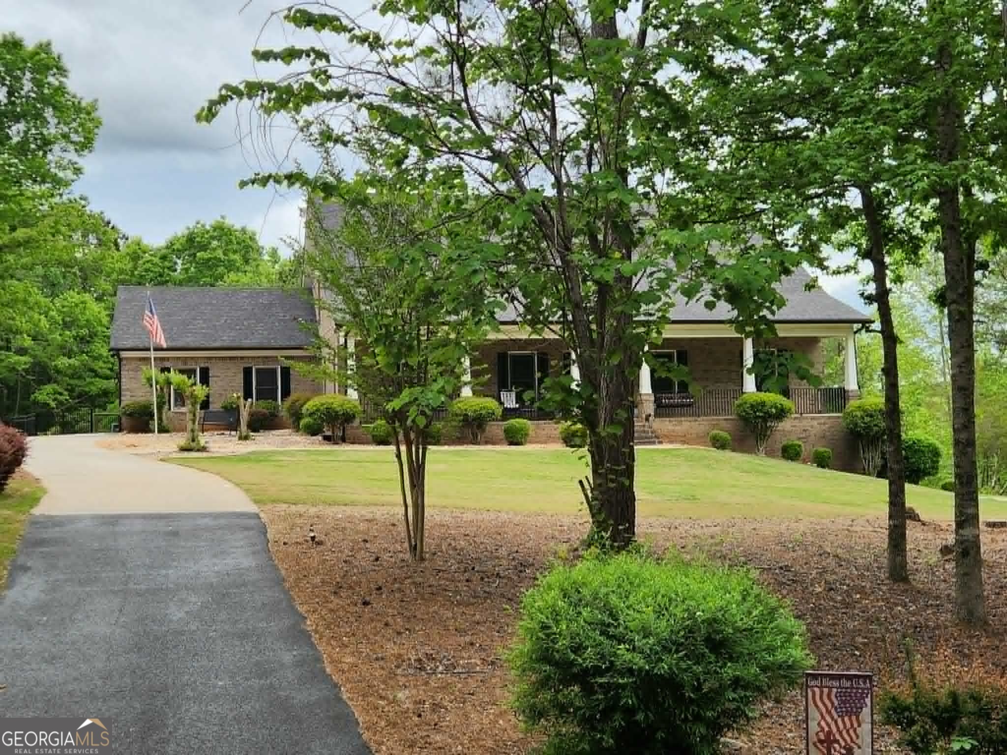 300 Brook Road Barnesville, GA 30204 - Photo 1 of 32