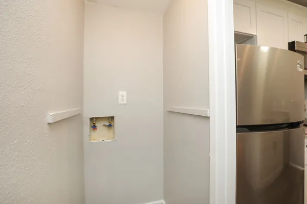 $1,150 | 2100 Wilcrest Drive, Unit 127, Houston, TX 77077