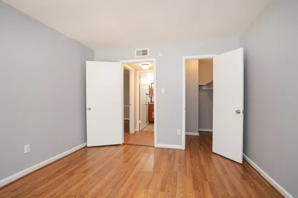 $1,150 | 2100 Wilcrest Drive, Unit 127, Houston, TX 77077