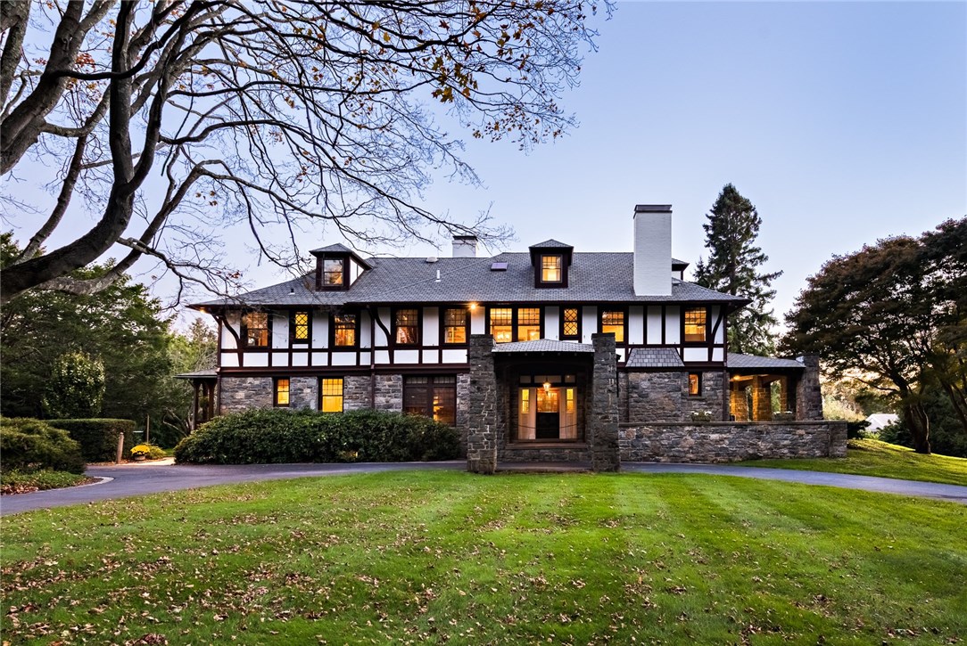 305 Rumstick Road Barrington, RI 02806 - Photo 11 of 39