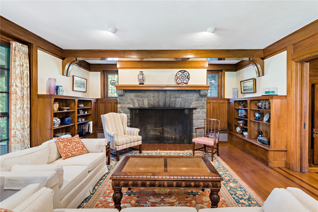 305 Rumstick Road Barrington, RI 02806 - Photo 17 of 39