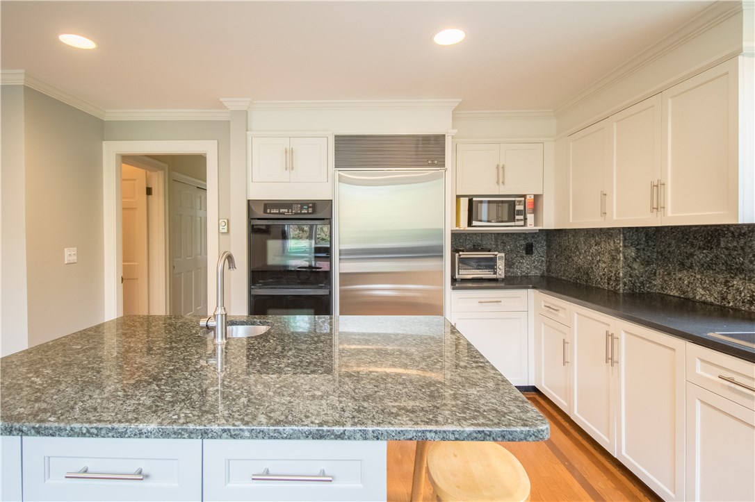 305 Rumstick Road Barrington, RI 02806 - Photo 22 of 39