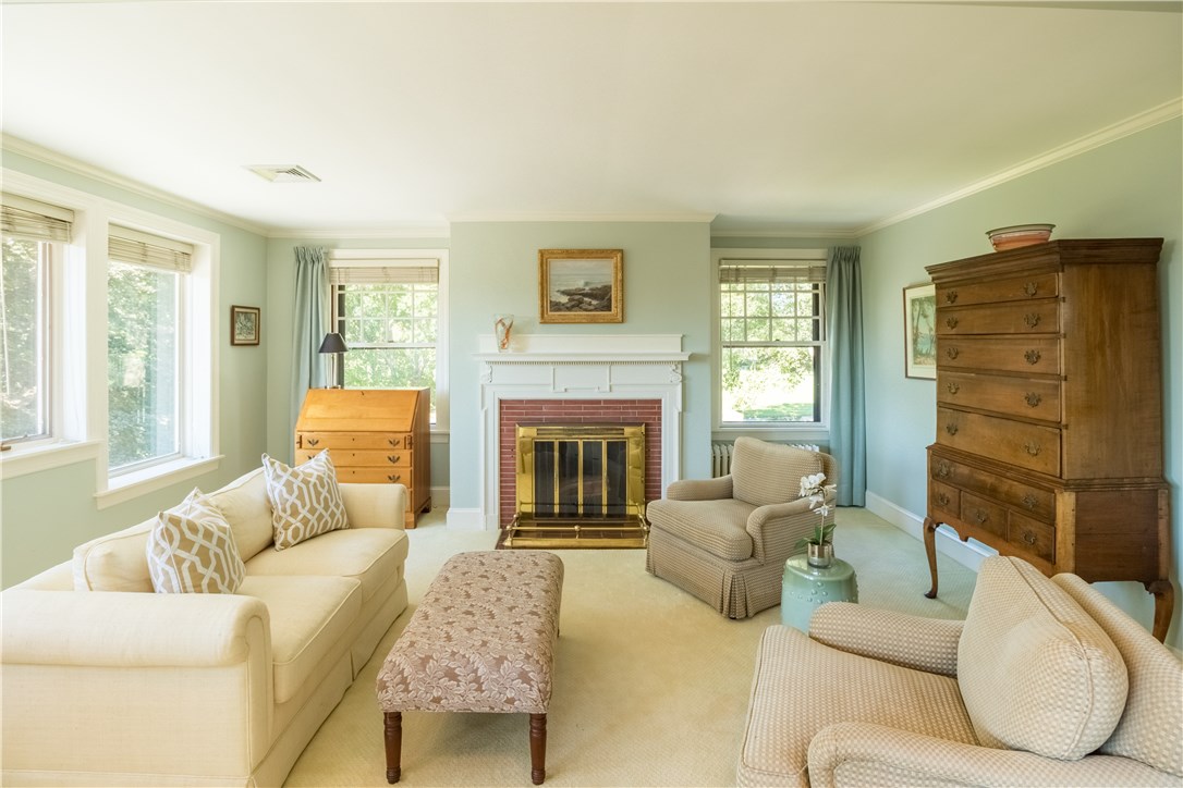 305 Rumstick Road Barrington, RI 02806 - Photo 27 of 39