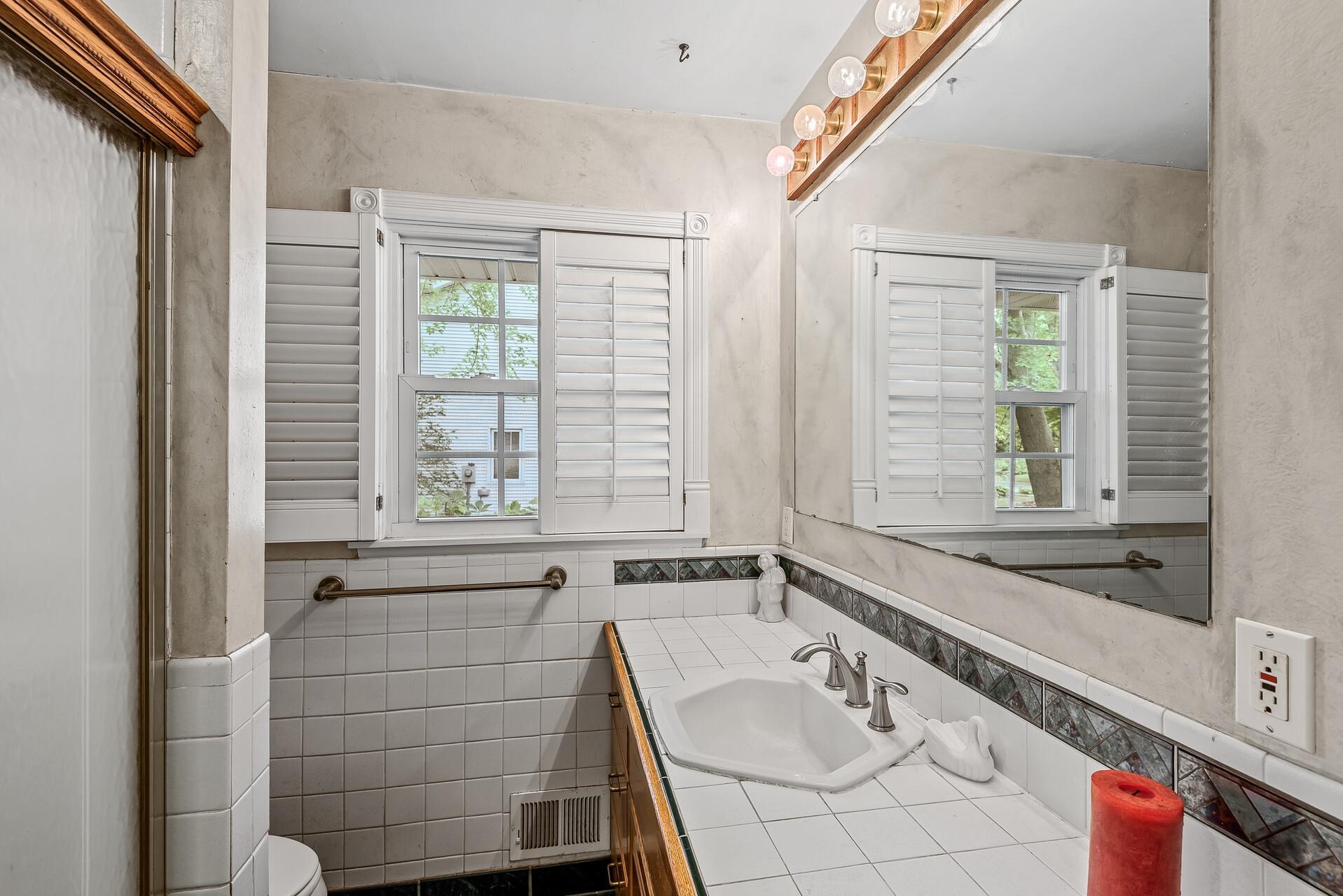 4938 Clear Spring Road Minnetonka, MN 55345 - Photo 13 of 31 Gallery Image 13