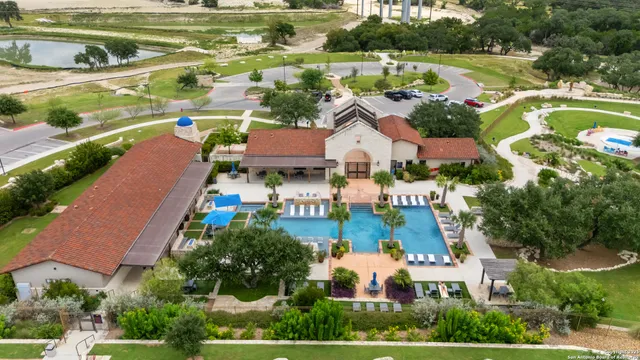 $3,795 | 250 Navarro, Boerne, TX 78006