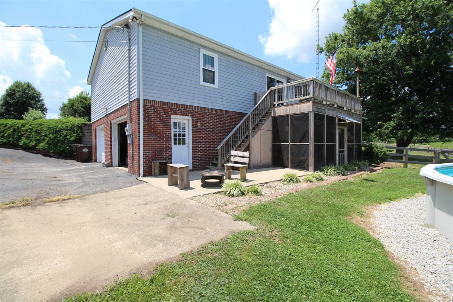 1045 Graves Road Stamping Ground, KY 40379 - Photo 33 of 40 Listing Photo