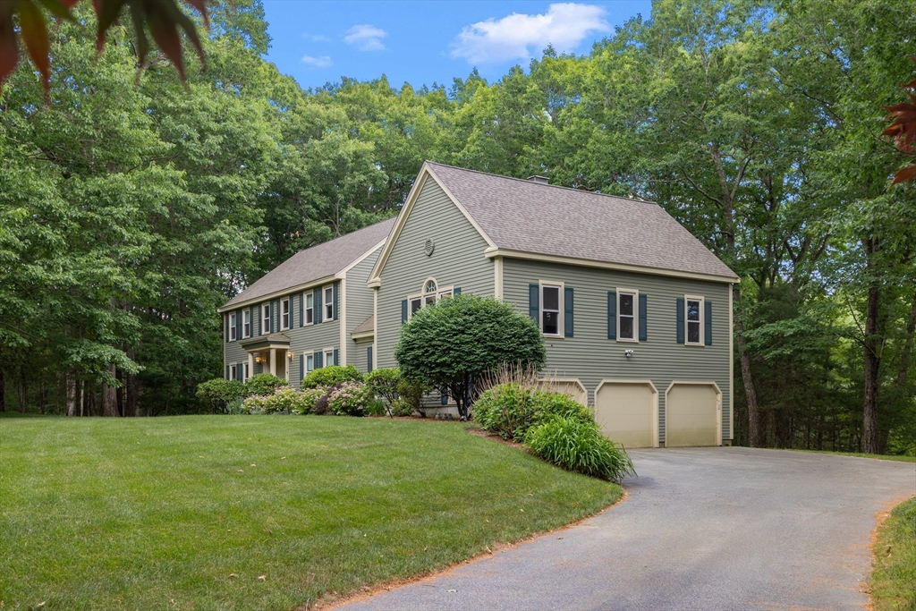 10 Fieldstone Way Boxford, MA 01921 - Photo 1 of 42