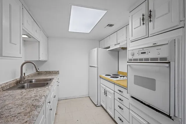 $750,000 | 1316 North Mary Street, Comanche, TX 76442