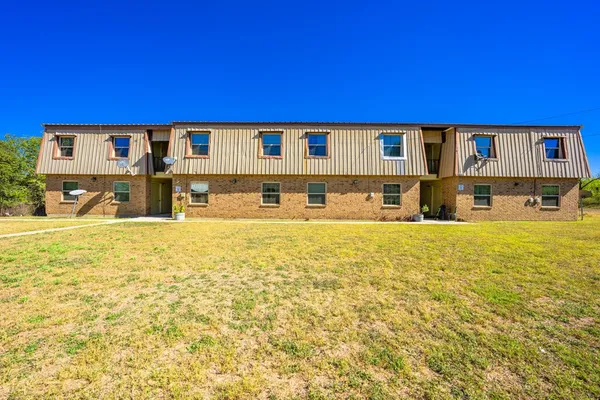 $750,000 | 1316 North Mary Street, Comanche, TX 76442