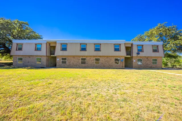 $750,000 | 1316 North Mary Street, Comanche, TX 76442