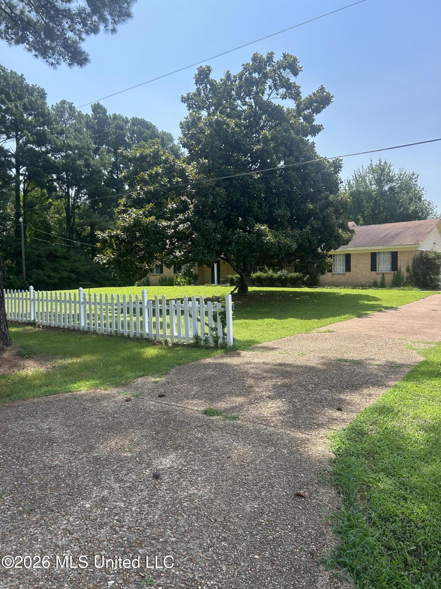 9135 East Broadway Road Olive Branch, MS 38654 - Photo 34 of 34 IMG_7723