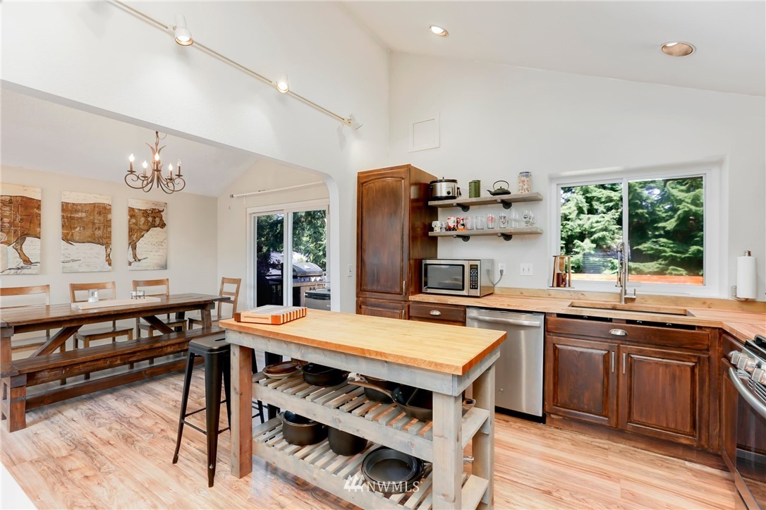 1809 175th Place Southeast Bothell, WA 98012 - Photo 6 of 25