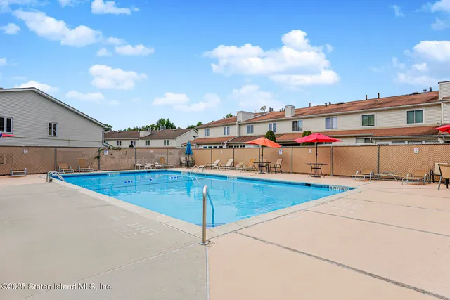 $460,000 | 12 Regis Drive, Unit 79 | Graniteville