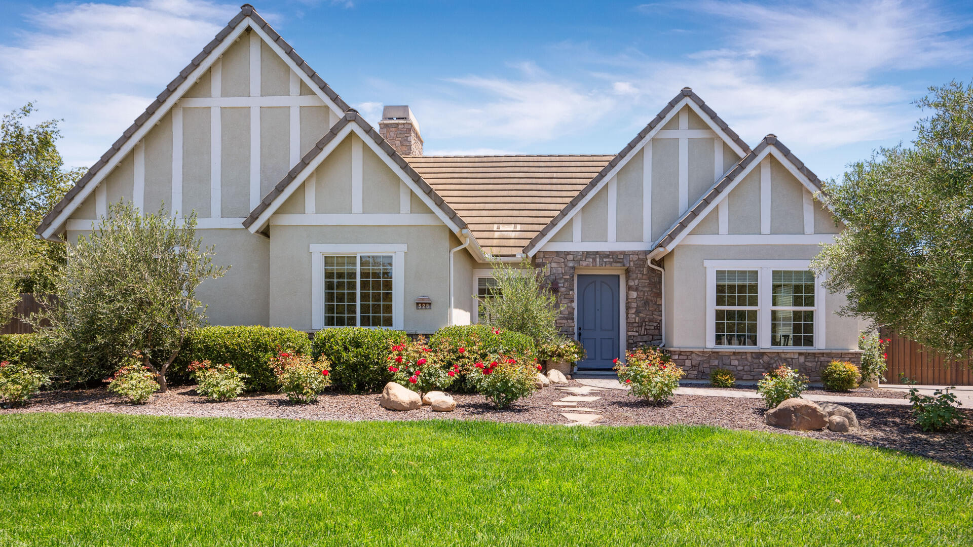 528 Myrtle Court Solvang, CA 93463 - Photo 2 of 32 528 Myrtle Court