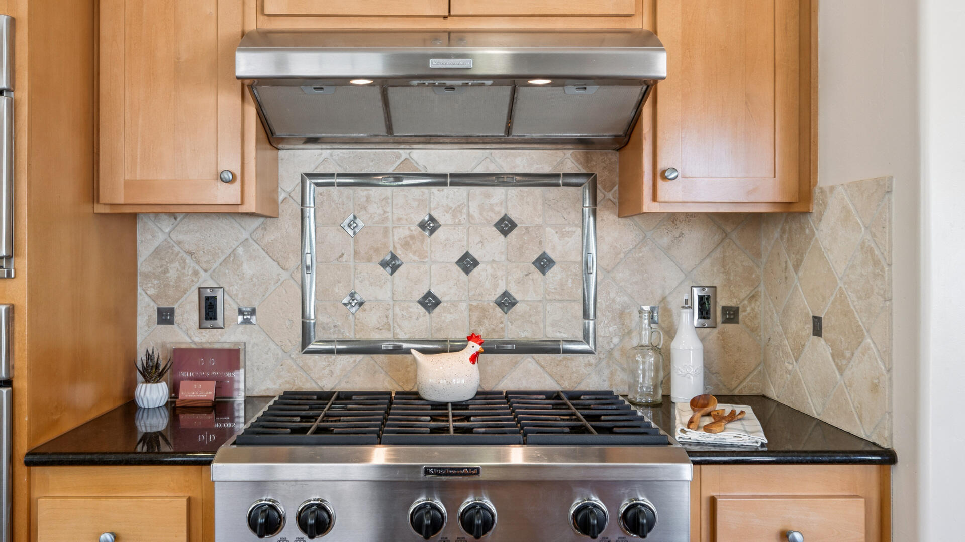 528 Myrtle Court Solvang, CA 93463 - Photo 10 of 32 528 Myrtle Court