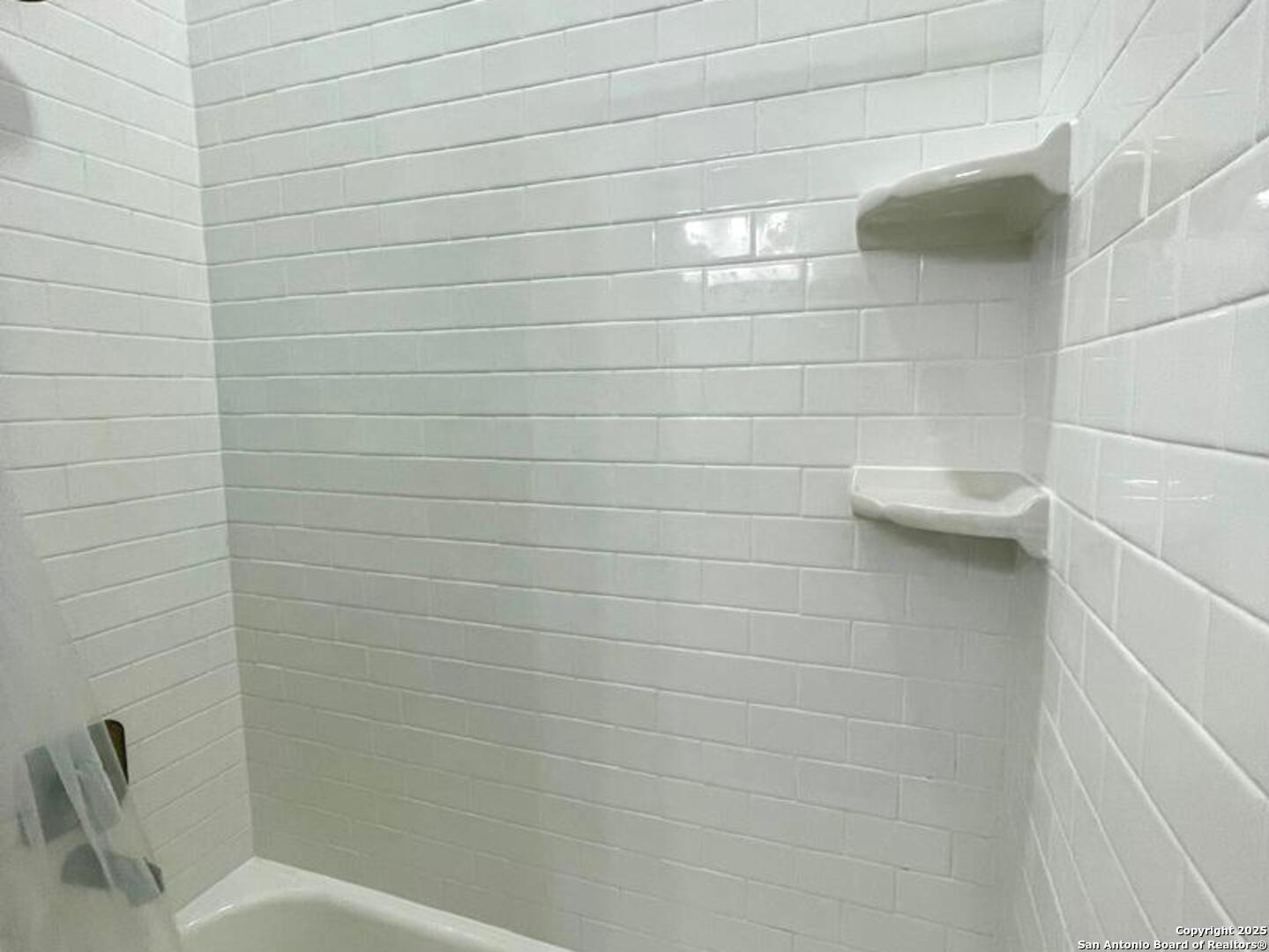 97 Berwick Road Victoria, TX 77904 - Photo 17 of 35 a bathroom with a shower