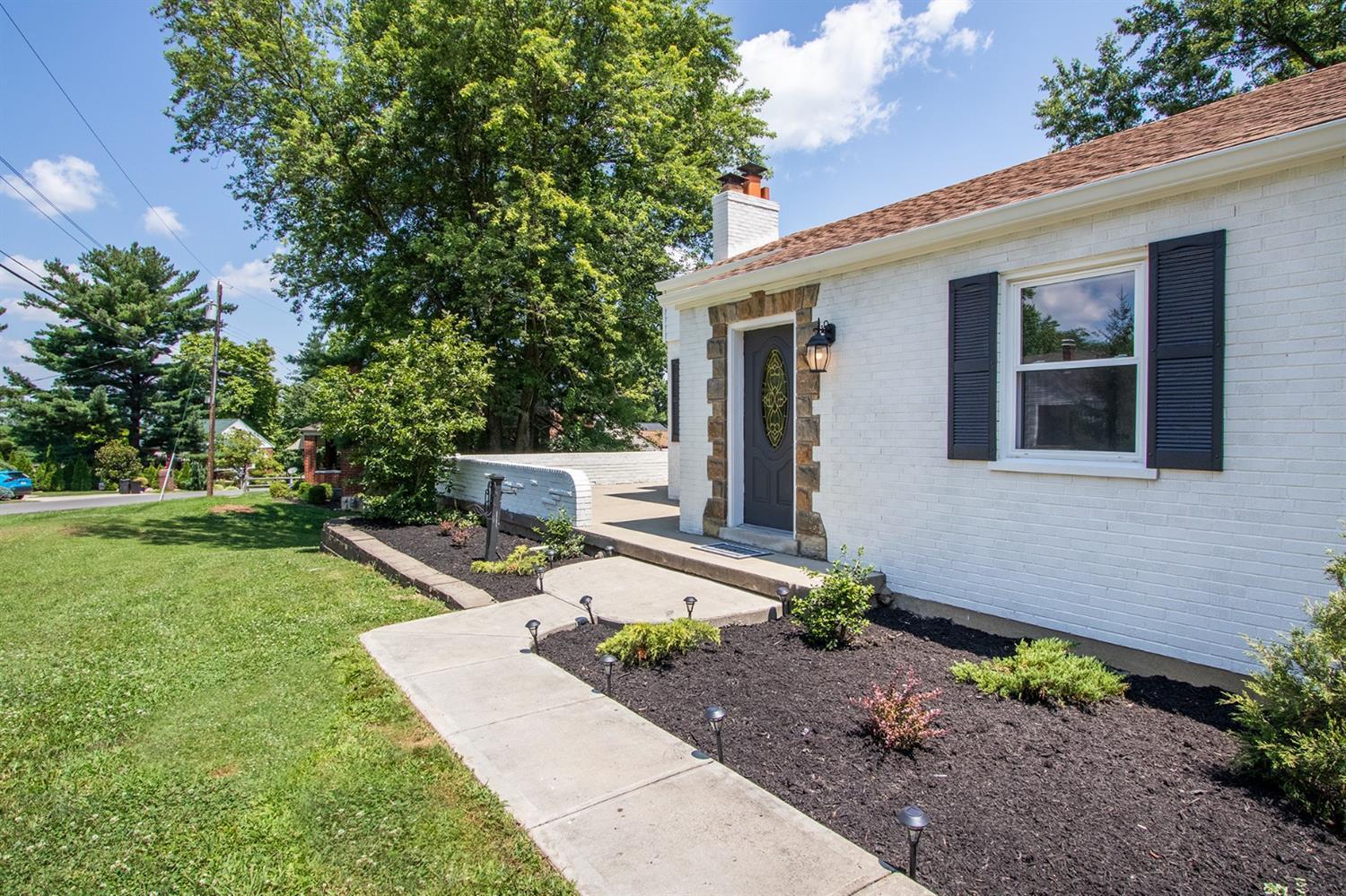 3848 Tower Road Cincinnati, OH 45248 - Photo 2 of 50
