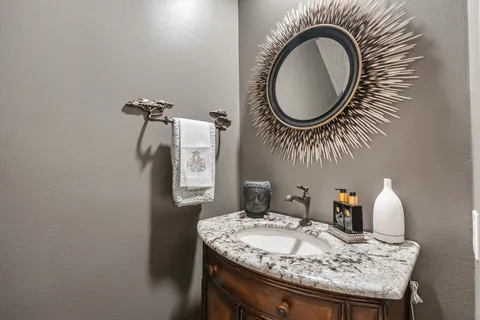 $1,399,000 | 4814 Welford Drive, Bellaire, TX 77401